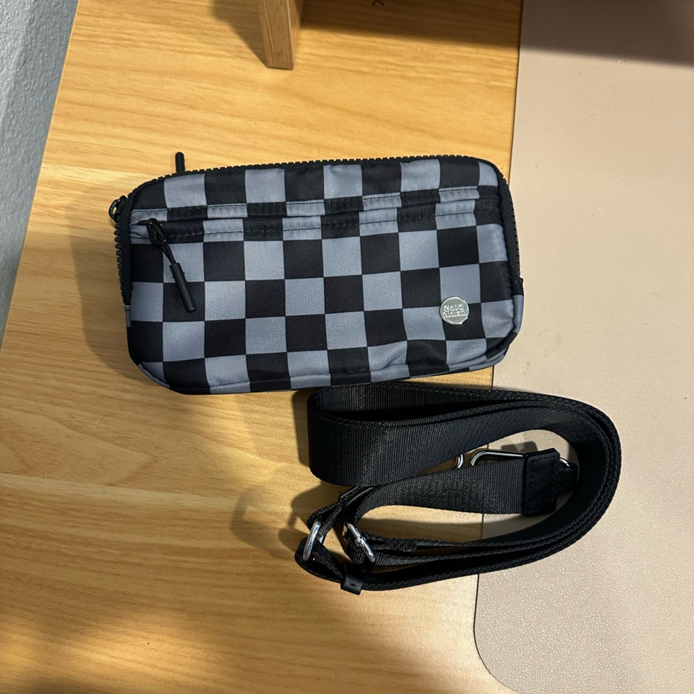 Checkerboard Black/Grey Crossbody Pouch - NEW